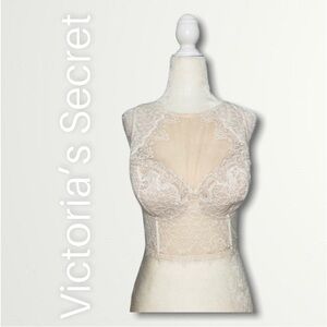 Victoria's Secret • 34DD Lined Demi Crop Top Bustier